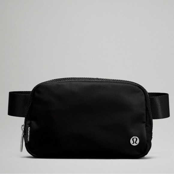 Lululemon Everywhere Belt Bag in Black - Picture 8 of 8